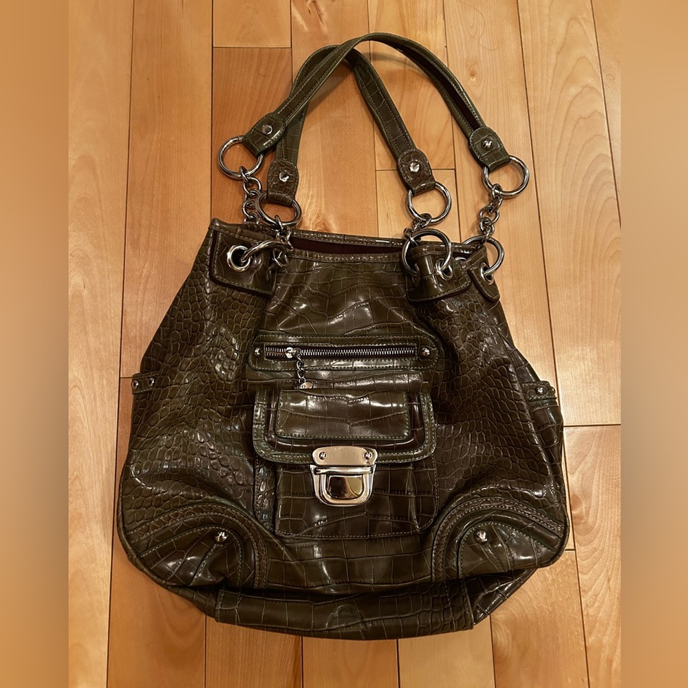 Elegant Brown Crocodile-Embossed Shoulder Bag